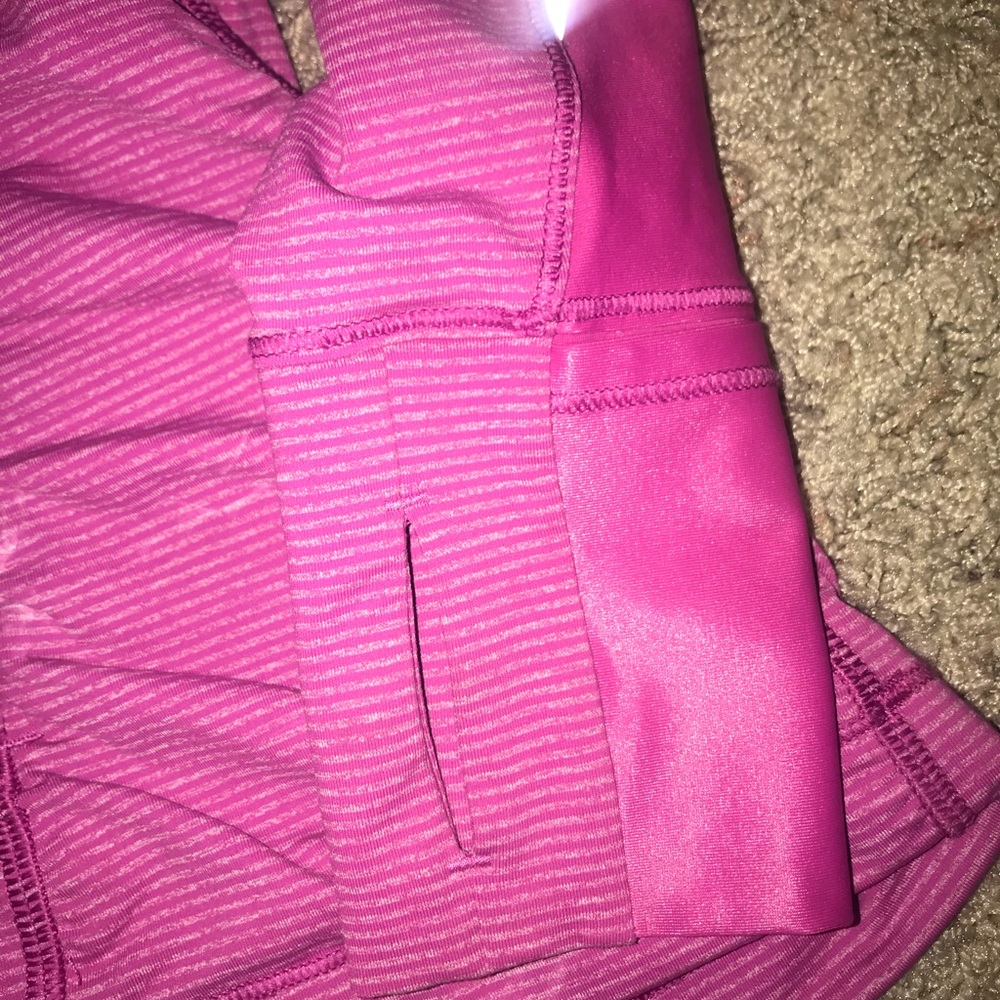 Lululemon 1/2 Zip Pink - Picture 4 of 5